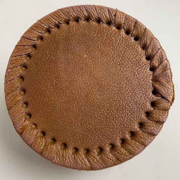 Leather Tooled HandmadeKeepsakes Container with Lid Vtg - Picture 7 of 16